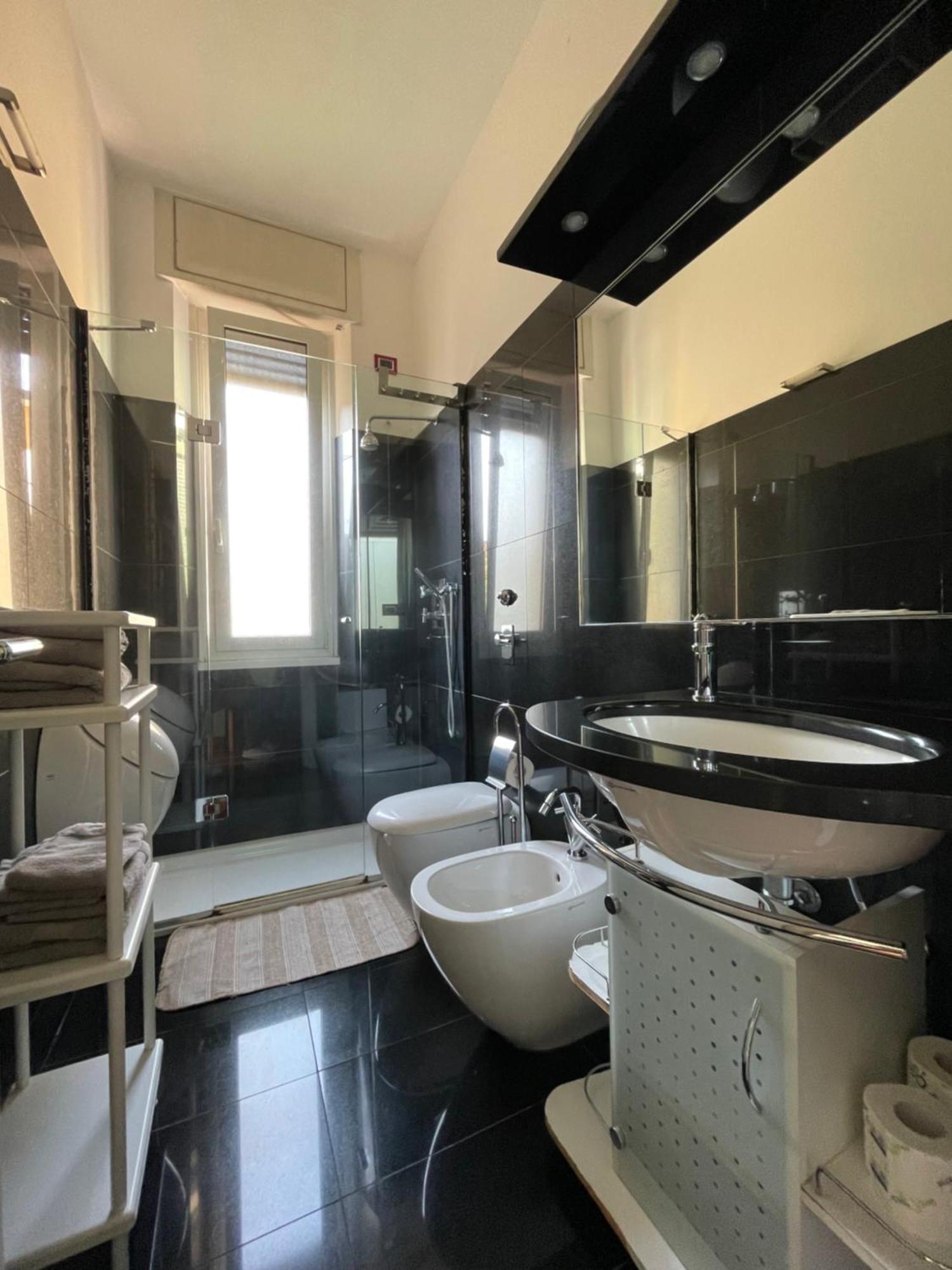 Pied A Terre Sant'Agostino Apartment Milan Exterior photo