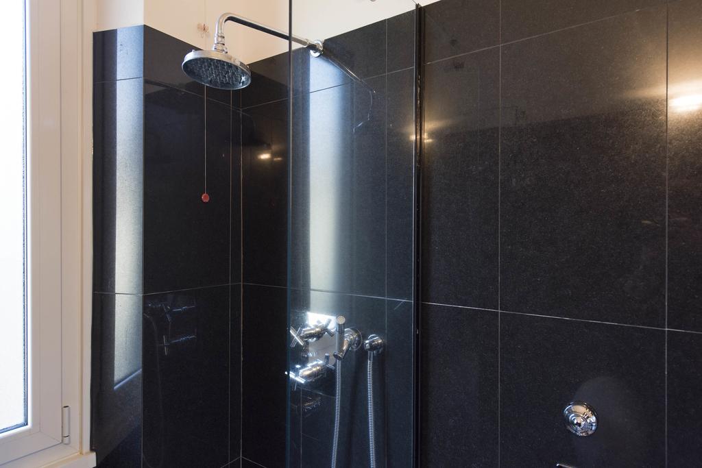 Pied A Terre Sant'Agostino Apartment Milan Exterior photo